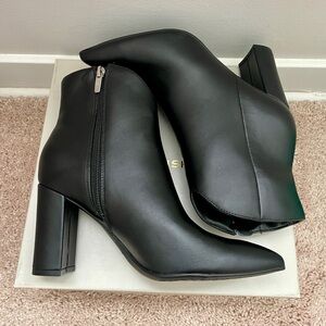 Size 8 Black Marc Fisher booties